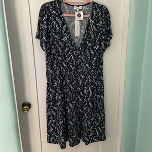 Women’s Navy Floral Short Sleeve Wrap Dress - Size 2X, NWT